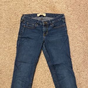 skinny blue jeans